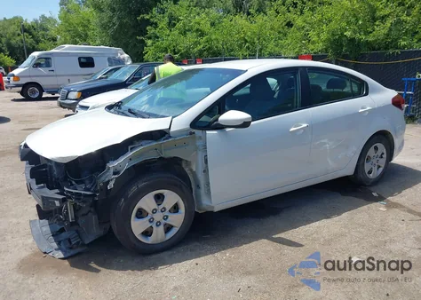 2017 Kia Forte Lx из США, поврежденный, VIN 3KPFK4A74HE067422